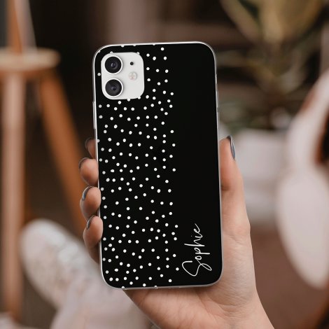 Zwart telefoonhoesje met witte stippen en naam
