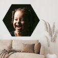 Kinderfoto op hexagon boven bank thumbnail