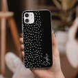 Zwart telefoonhoesje met witte stippen en naam thumbnail