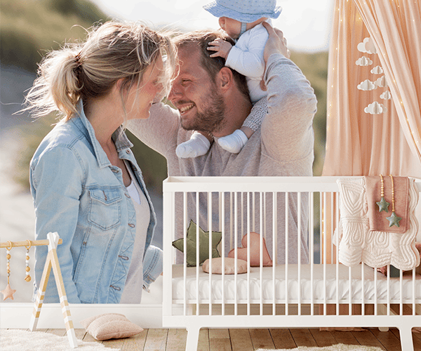 babyfoto op behang