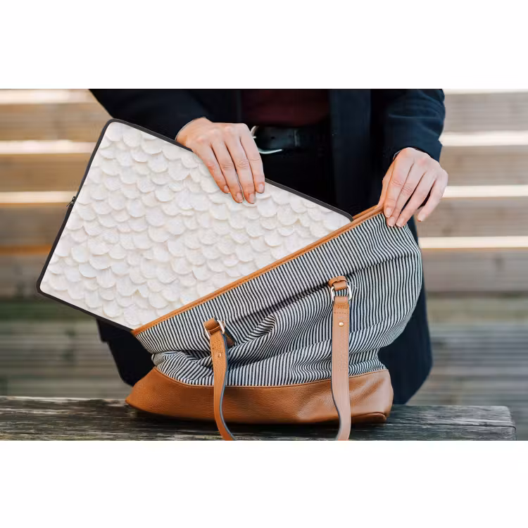 Laptophoes - Schubben - Wit - Elegant — 4