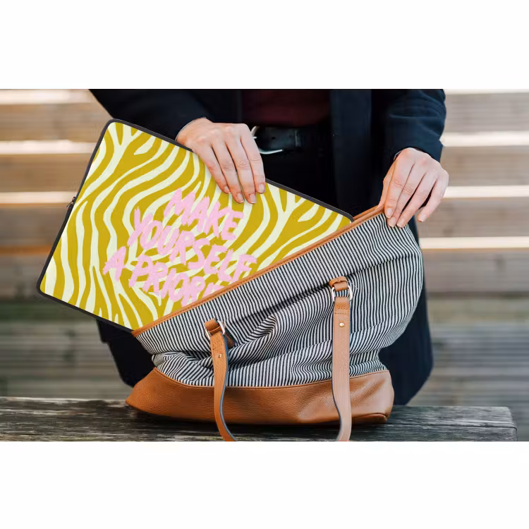 Laptophoes - Zebraprint - Priority - Roze — 4
